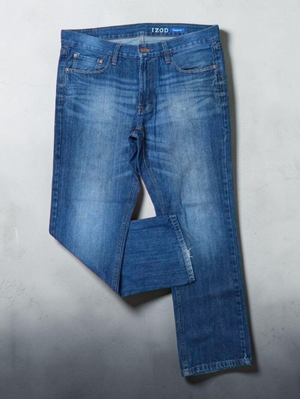 Izod Mens 36x30 100% Cotton Denim Stone Washed Straight Fit Jeans
